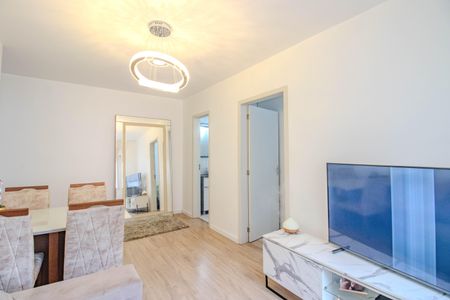 Sala de apartamento para alugar com 1 quarto, 42m² em Vila Ipiranga, Porto Alegre