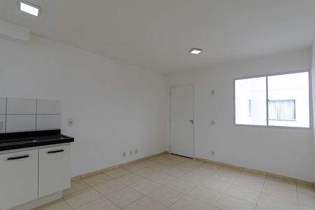 Sala de apartamento para alugar com 2 quartos, 48m² em Vila Brasileira, Mogi das Cruzes