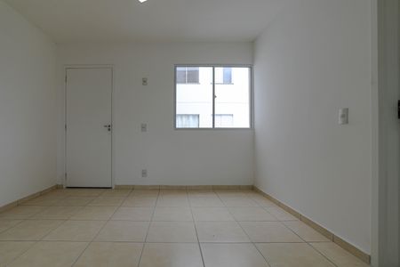 Sala de apartamento para alugar com 2 quartos, 48m² em Vila Brasileira, Mogi das Cruzes