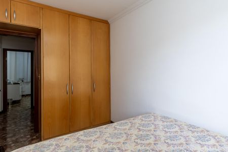 Quarto 2 de casa à venda com 2 quartos, 123m² em Heliópolis, Belo Horizonte