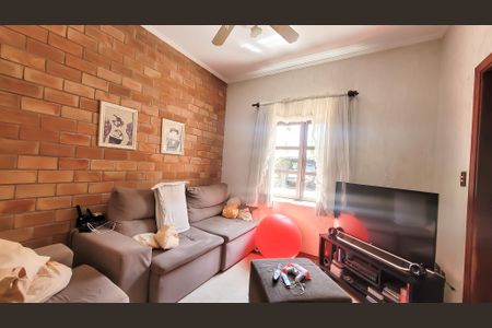 Sala de casa de condomínio para alugar com 3 quartos, 300m² em Residencial Vila Verde, Campinas