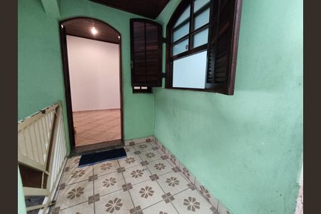 Casa à venda com 7 quartos, 347m² em Veloso, Osasco