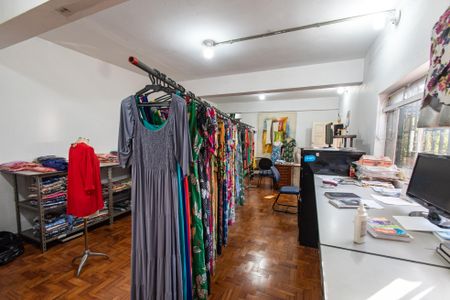 Sala de casa à venda com 6 quartos, 430m² em Liberdade, São Paulo