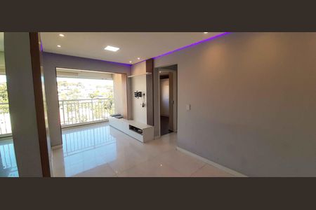 Sala de TV de apartamento para alugar com 2 quartos, 50m² em Jardim Roberto, Osasco