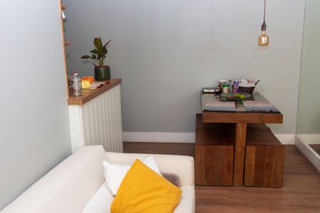 Sala de apartamento para alugar com 2 quartos, 50m² em Vila Emir, São Paulo