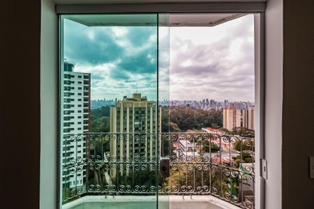 Varanda de apartamento à venda com 2 quartos, 123m² em Vila Indiana, São Paulo