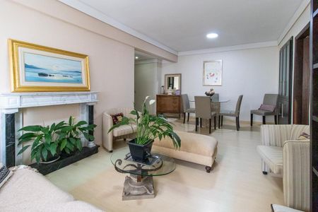 Sala de apartamento para alugar com 2 quartos, 130m² em Água Verde, Curitiba