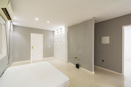 Sala de casa à venda com 5 quartos, 200m² em Fátima, Canoas