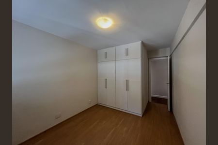 Quarto 1 de apartamento à venda com 4 quartos, 170m² em Leme, Rio de Janeiro