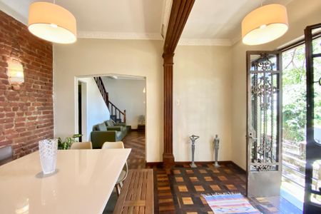 Sala de casa à venda com 5 quartos, 300m² em Lagoa, Rio de Janeiro