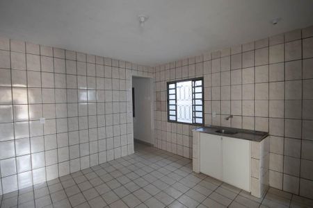 Sala/Cozinha de casa para alugar com 1 quarto, 52m² em Vila Sabrina, São Paulo