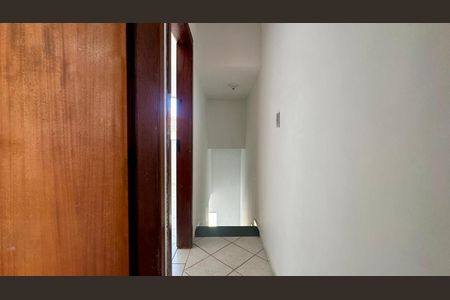 Corredor de casa à venda com 2 quartos, 50m² em Fonte Grande, Contagem