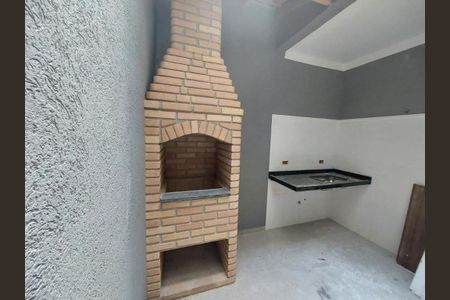 Casa à venda com 3 quartos, 120m² em Vila Frugoli, São Paulo