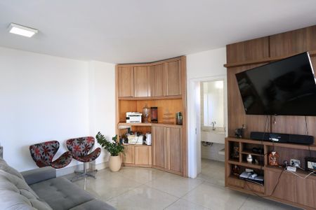Sala de TV de apartamento para alugar com 4 quartos, 260m² em Barro Preto, Belo Horizonte