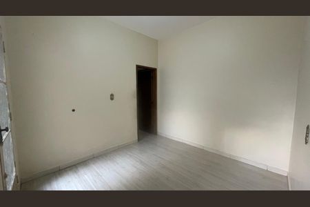 Sala de casa à venda com 3 quartos, 80m² em Boa Vista, Belo Horizonte
