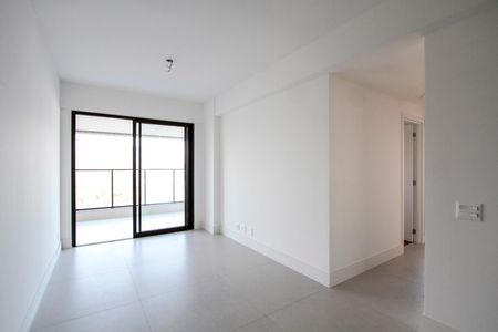 Sala de apartamento à venda com 3 quartos, 96m² em Barra da Tijuca, Rio de Janeiro