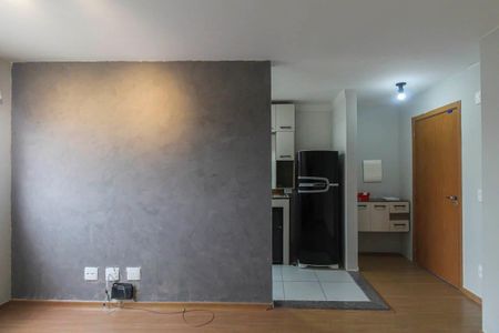 Sala de apartamento para alugar com 2 quartos, 43m² em Cidade São Mateus, São Paulo