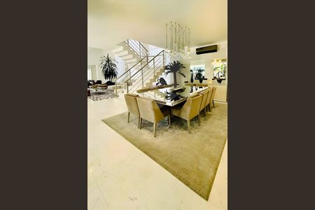 Casa à venda com 5 quartos, 730m² em Residencial Tambore III, Santana de Parnaíba