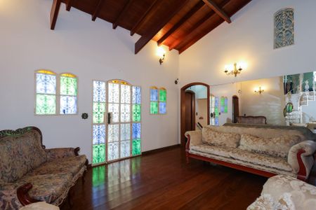 Sala de casa para alugar com 6 quartos, 380m² em Jardim Panorama, São Paulo