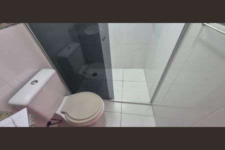 Banheiro 1 de casa à venda com 2 quartos, 105m² em Jardim Maringa, São Paulo