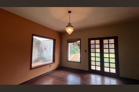 Sala de casa à venda com 4 quartos, 329m² em Jardim do Sol, Campinas