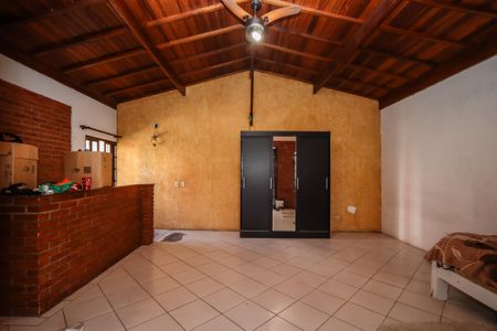 Sala de casa à venda com 5 quartos, 220m² em Jardim Miriam, São Paulo