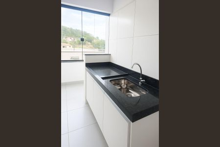 Cozinha de kitnet/studio para alugar com 1 quarto, 25m² em Aeronautas, Lagoa Santa