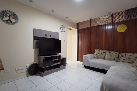 Sala de apartamento à venda com 3 quartos, 76m² em Jardim Vila Galvao, Guarulhos