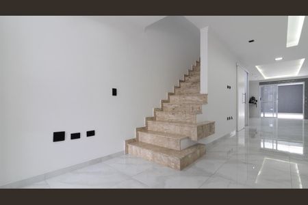 Sala de casa à venda com 3 quartos, 145m² em Vila Rio Branco, São Paulo