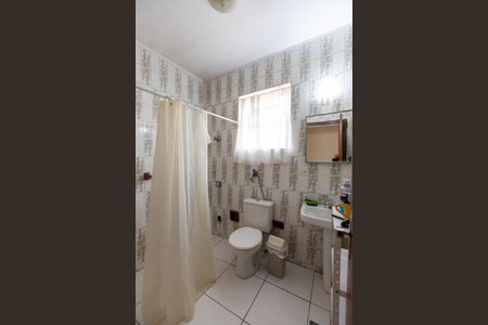 Banheiro Social de casa à venda com 3 quartos, 414m² em Chácara da Barra, Campinas