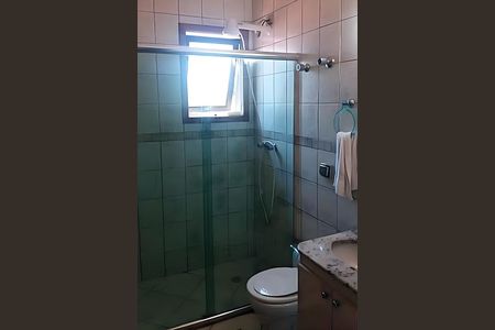 Casa à venda com 3 quartos, 180m² em Bosque da Saúde, São Paulo