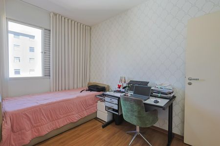 Quarto 1 de apartamento à venda com 4 quartos, 300m² em Carmo, Belo Horizonte