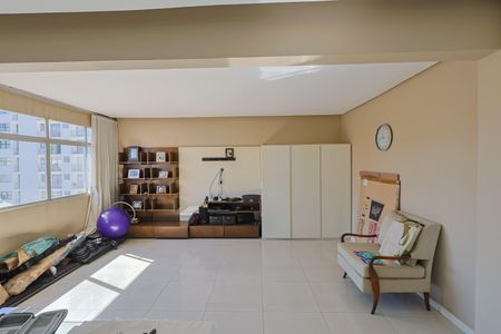 Sala 2 de apartamento à venda com 4 quartos, 300m² em Carmo, Belo Horizonte