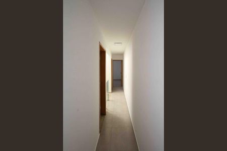 Corredor de casa à venda com 3 quartos, 120m² em Jardim Iva, São Paulo