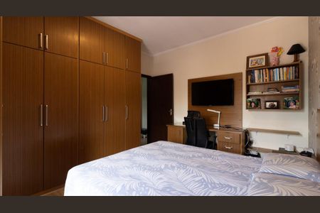 Quarto 2 de casa para alugar com 2 quartos, 140m² em Jardim Danfer, São Paulo