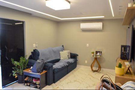 Sala de apartamento à venda com 3 quartos, 150m² em Tanque, Rio de Janeiro