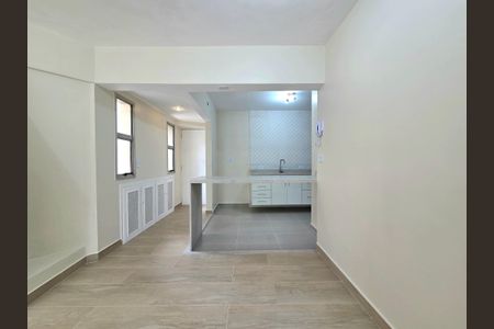 Sala de apartamento à venda com 3 quartos, 77m² em Planalto Paulista, São Paulo