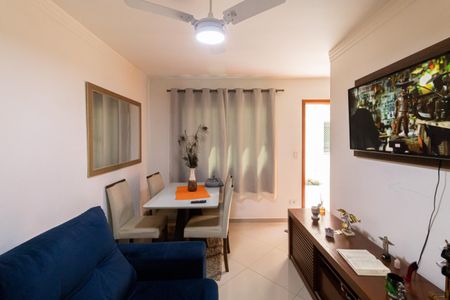 Sala de casa de condomínio para alugar com 2 quartos, 64m² em Jardim Penha, São Paulo