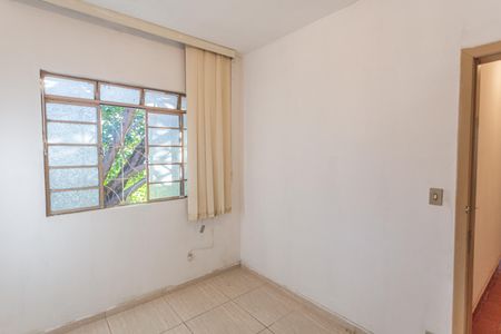 Quarto 1 de casa para alugar com 2 quartos, 351m² em Santa Efigênia, Belo Horizonte