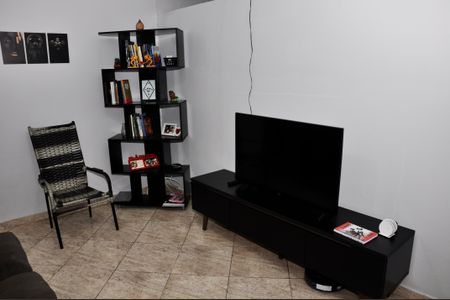 Sala de casa para alugar com 2 quartos, 250m² em Vila Cavaton, São Paulo