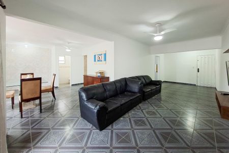 Sala de apartamento para alugar com 4 quartos, 160m² em Vila Tupi, Praia Grande