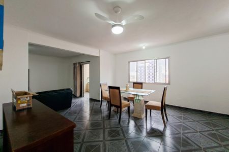 Sala de apartamento para alugar com 4 quartos, 160m² em Vila Tupi, Praia Grande