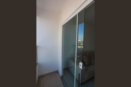 Varanda da Sala de apartamento para alugar com 2 quartos, 58m² em Jardim Brasília, Uberlândia