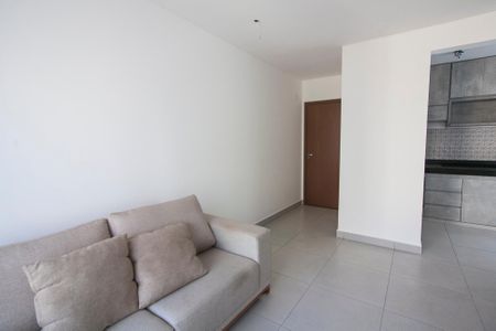 Sala de apartamento para alugar com 2 quartos, 58m² em Jardim Brasília, Uberlândia