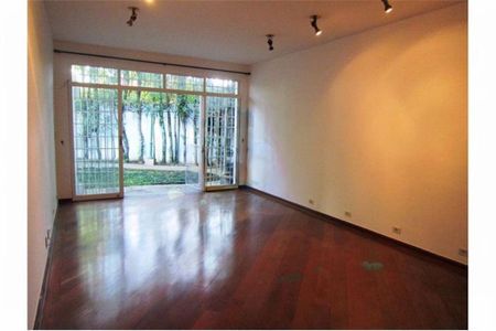 Casa à venda com 4 quartos, 678m² em Morumbi, São Paulo