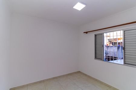 Quarto 2 de casa à venda com 4 quartos, 240m² em Jardim Sao Roberto, São Paulo
