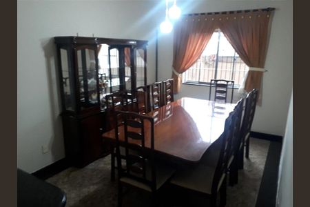 Casa à venda com 4 quartos, 200m² em Vila dos Andrades, São Paulo