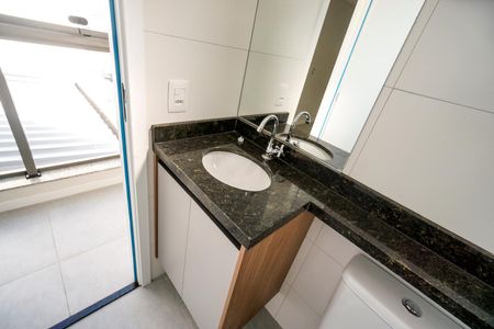 Banheiro de kitnet/studio para alugar com 1 quarto, 29m² em Tatuapé, São Paulo