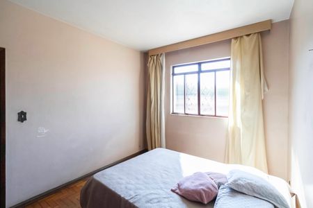 Casa 1 - Quarto 2 de casa à venda com 4 quartos, 319m² em Vila Ermelinda, Belo Horizonte
