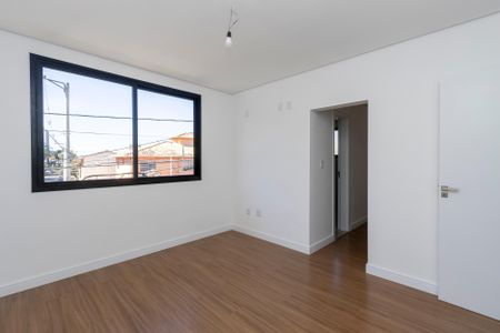 Quarto 1 - Suíte de casa à venda com 3 quartos, 210m² em Planalto, Belo Horizonte